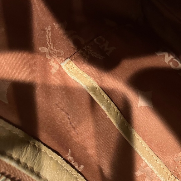 MCM Shoulder/ Crossbody - Picture 12 of 13